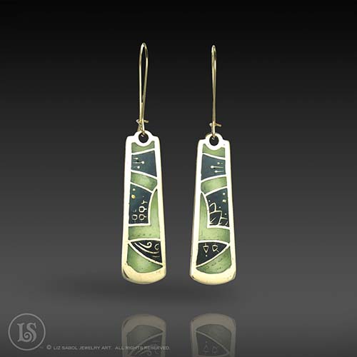 Dreamweaver Keystone Earrings, Bronze